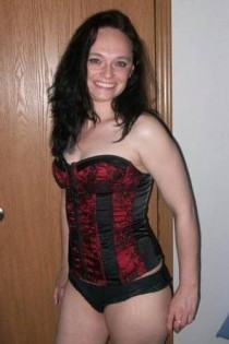 , 20  female escort, moseslake